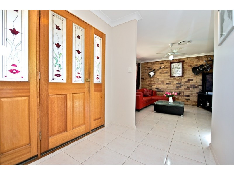 24 Reinbotts Rd, Lowood QLD 4311