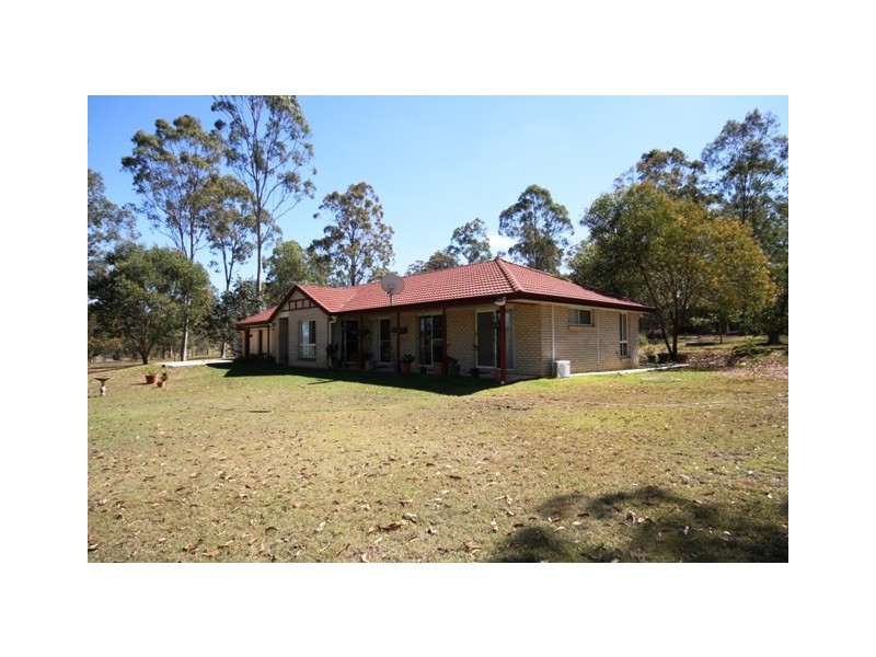 186 Edinburgh Drive, Mount Hallen QLD 4312