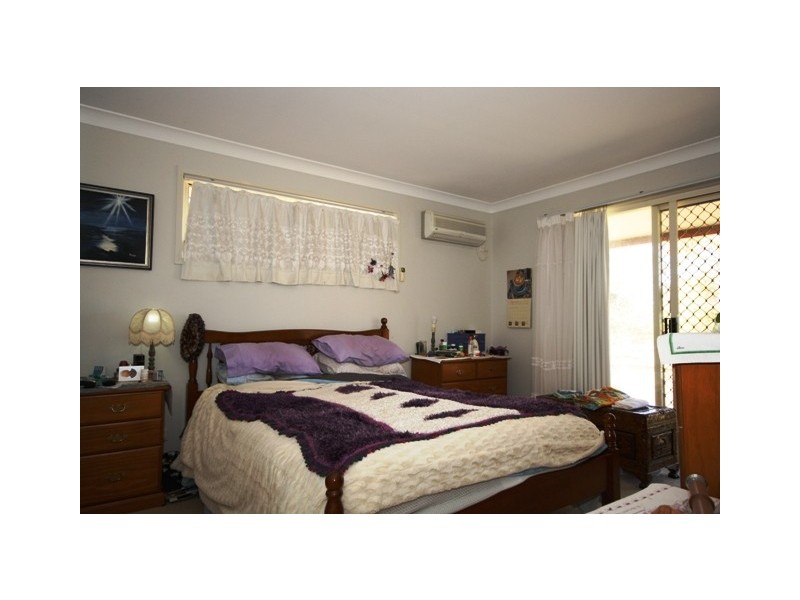 186 Edinburgh Drive, Mount Hallen QLD 4312