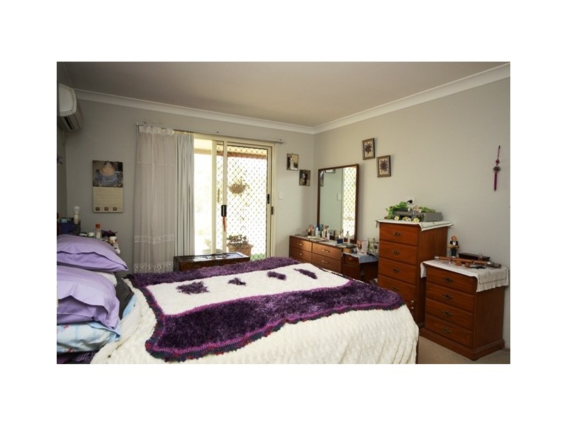 186 Edinburgh Drive, Mount Hallen QLD 4312