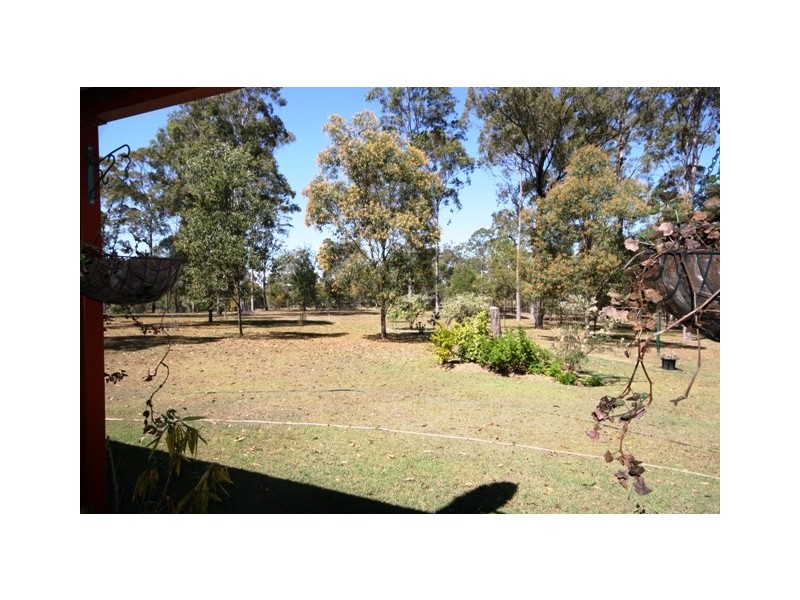 186 Edinburgh Drive, Mount Hallen QLD 4312