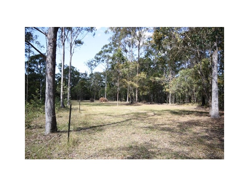 186 Edinburgh Drive, Mount Hallen QLD 4312