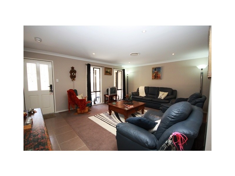 21 Davillea Court, Fernvale QLD 4306