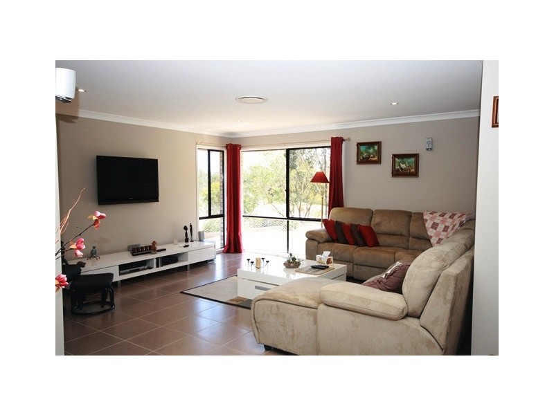 21 Davillea Court, Fernvale QLD 4306