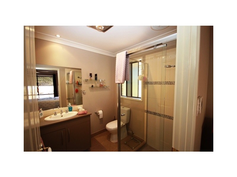 21 Davillea Court, Fernvale QLD 4306