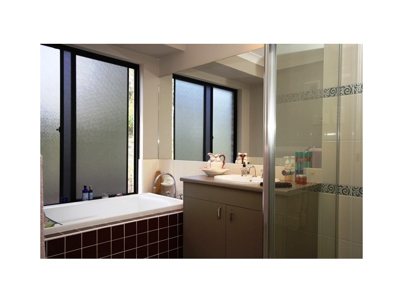 21 Davillea Court, Fernvale QLD 4306