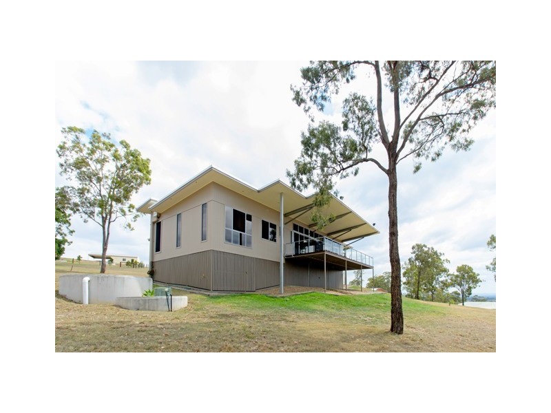 33 Meadow View Rd, Fernvale QLD 4306