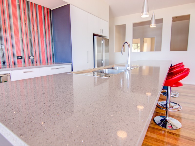 33 Meadow View Rd, Fernvale QLD 4306