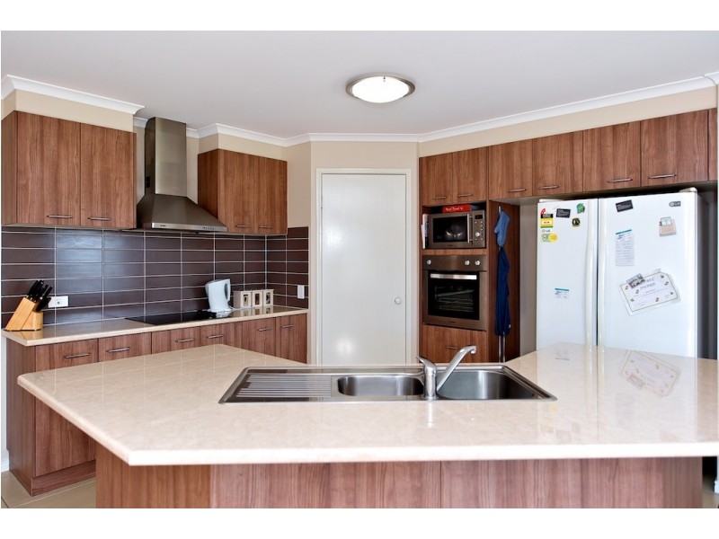 19 Robyn Tce, Fernvale QLD 4306
