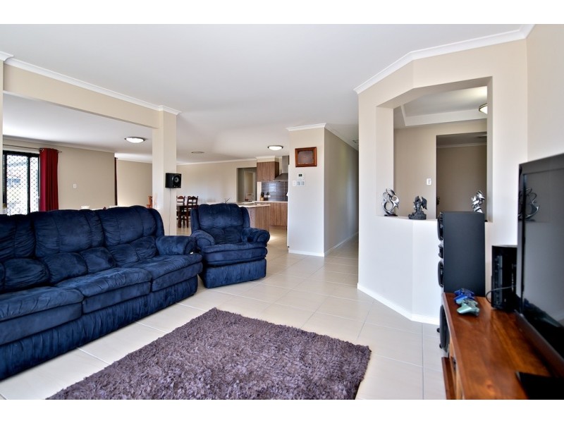 19 Robyn Tce, Fernvale QLD 4306