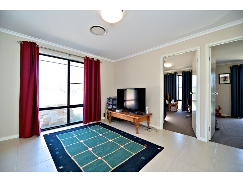 19 Robyn Tce, Fernvale QLD 4306