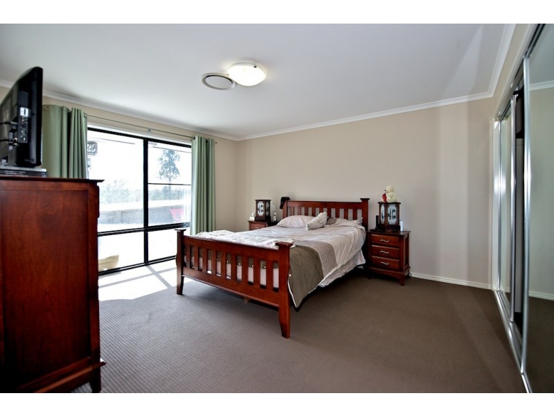19 Robyn Tce, Fernvale QLD 4306