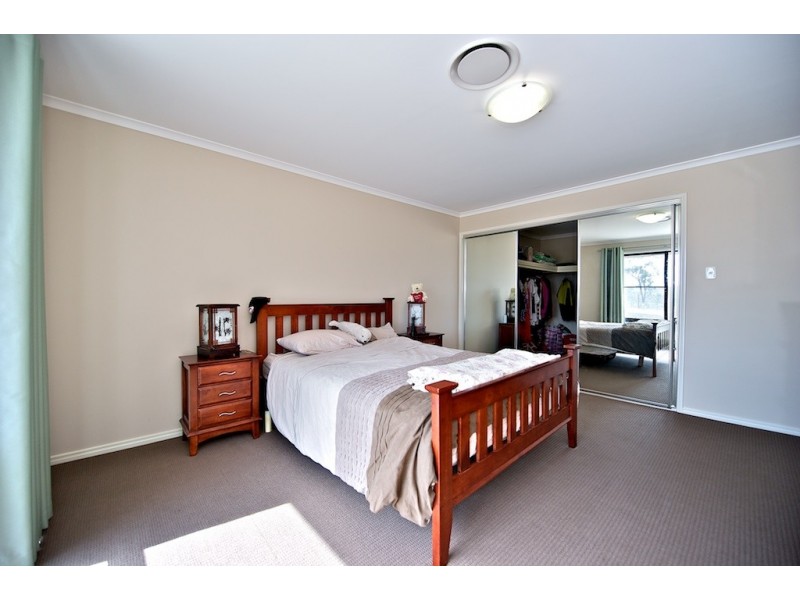 19 Robyn Tce, Fernvale QLD 4306