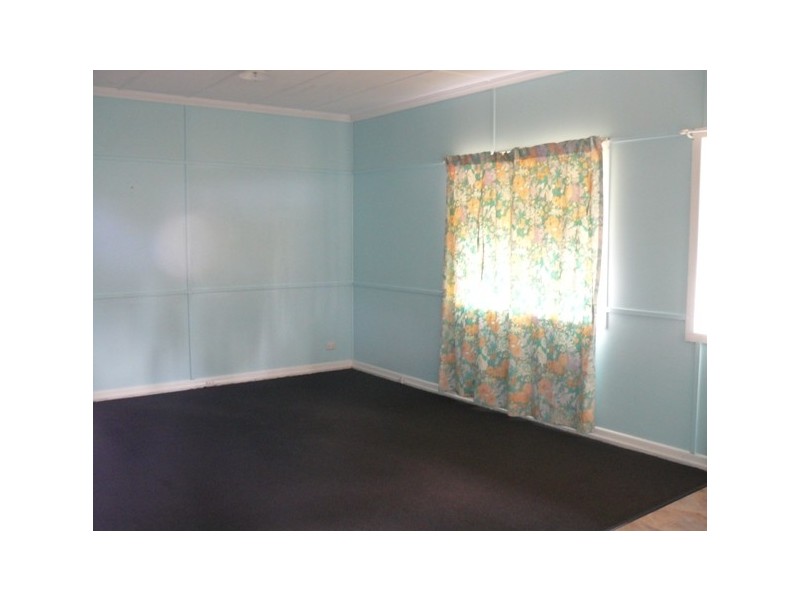 103 Railway Street, Lowood QLD 4311