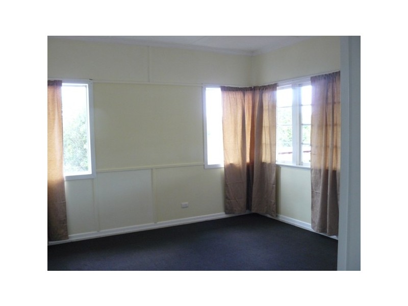 103 Railway Street, Lowood QLD 4311