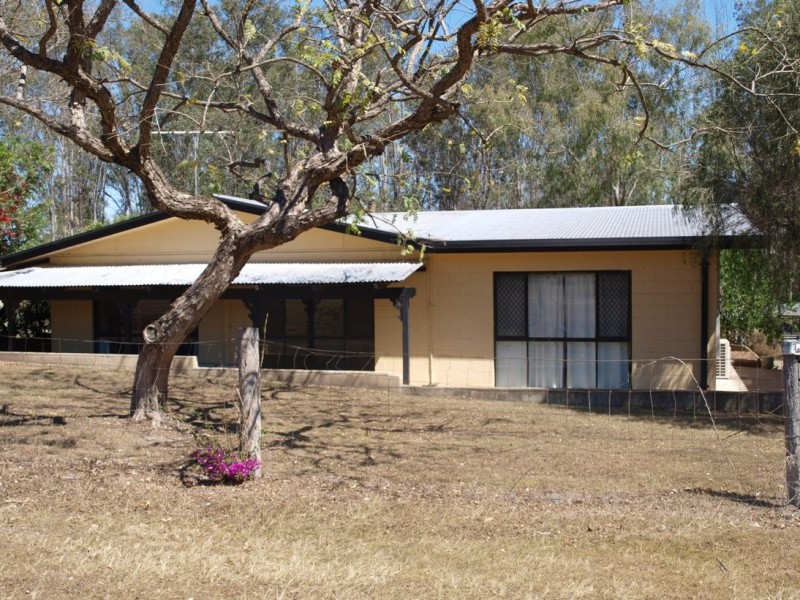 90 Poplar Street, Walloon QLD 4306