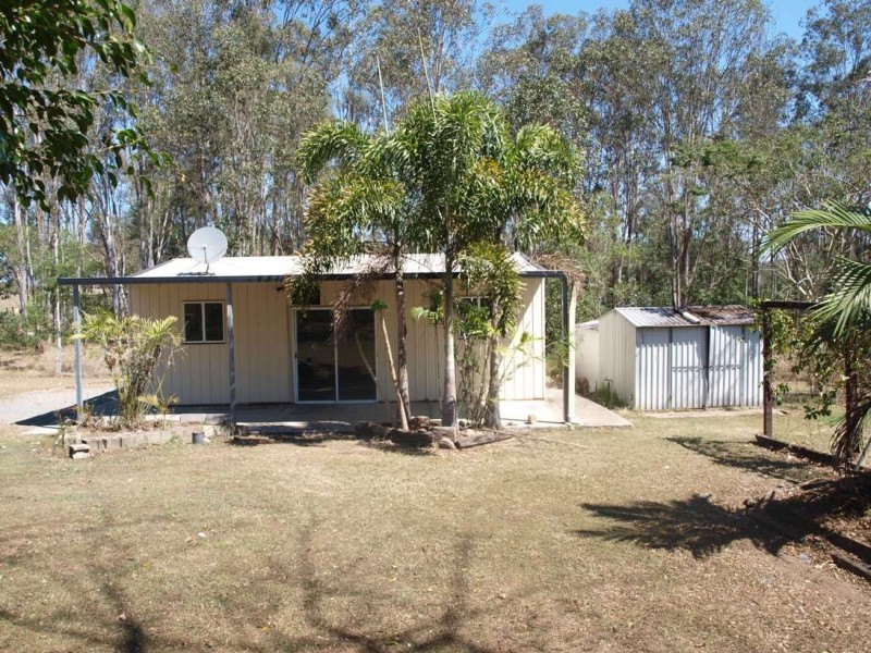 90 Poplar Street, Walloon QLD 4306