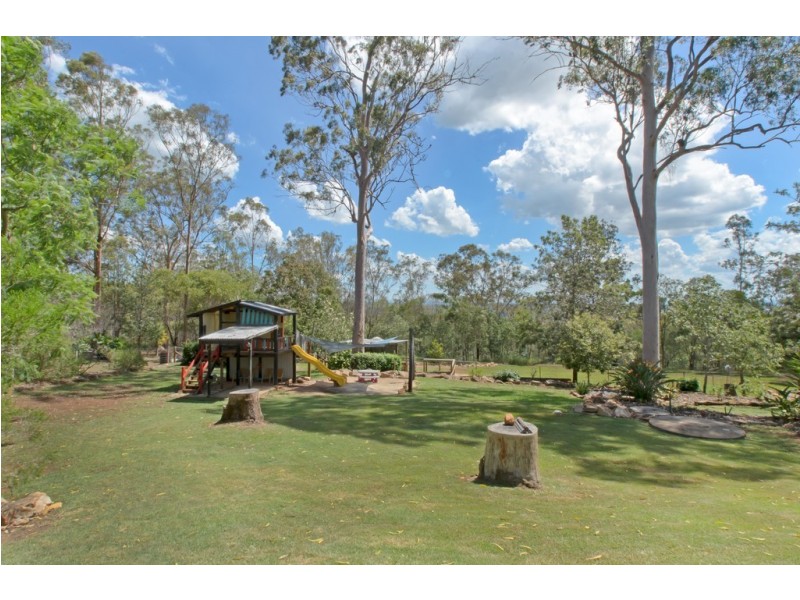 140 Lockyer View Rd, Wivenhoe Pocket QLD 4306