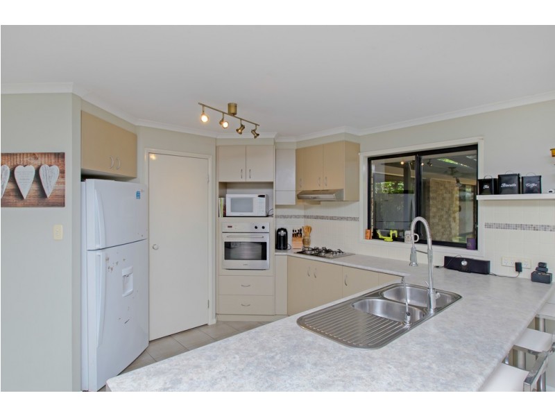 140 Lockyer View Rd, Wivenhoe Pocket QLD 4306