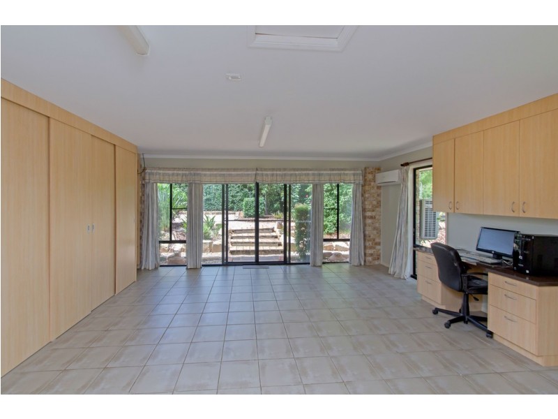 140 Lockyer View Rd, Wivenhoe Pocket QLD 4306