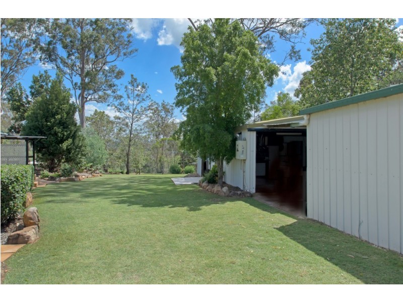 140 Lockyer View Rd, Wivenhoe Pocket QLD 4306