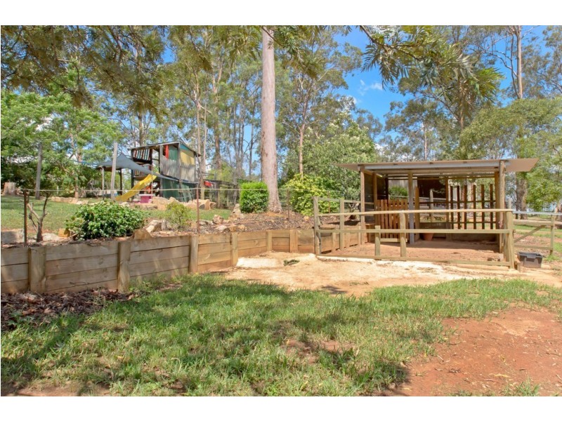140 Lockyer View Rd, Wivenhoe Pocket QLD 4306