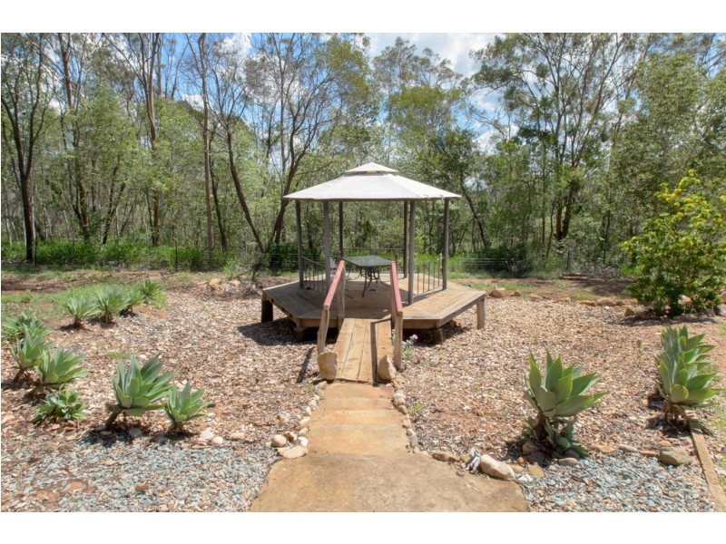 140 Lockyer View Rd, Wivenhoe Pocket QLD 4306