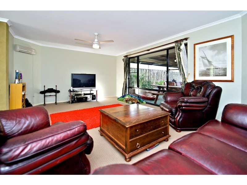 140 Lockyer View Rd, Wivenhoe Pocket QLD 4306