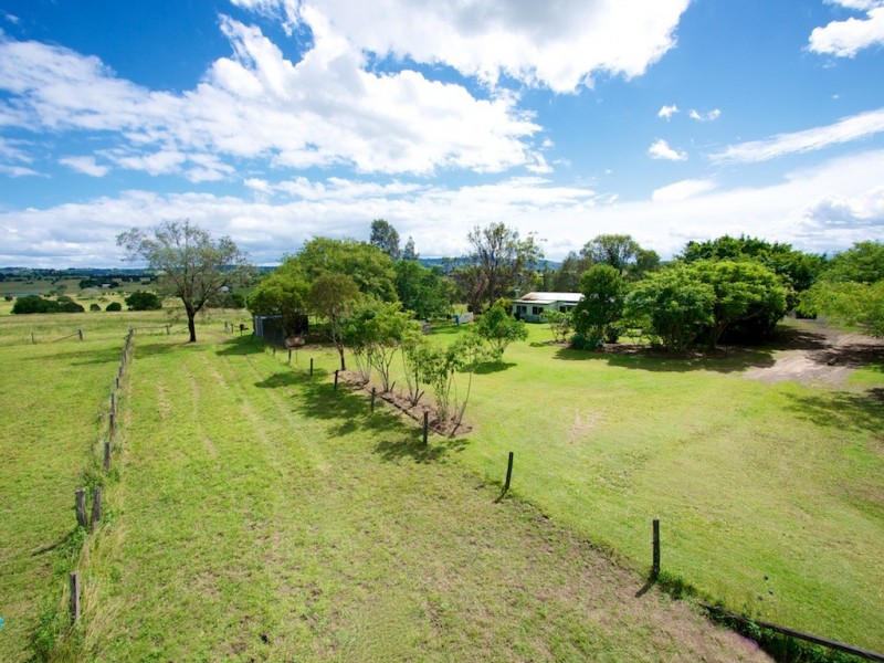 148 Claus Rd, Haigslea QLD 4306