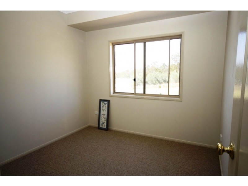 2684 Gatton Esk Rd, Mount Hallen QLD 4312