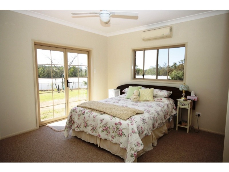 2684 Gatton Esk Rd, Mount Hallen QLD 4312
