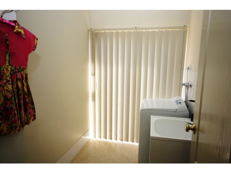 2684 Gatton Esk Rd, Mount Hallen QLD 4312