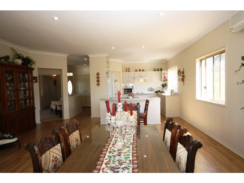 2684 Gatton Esk Rd, Mount Hallen QLD 4312