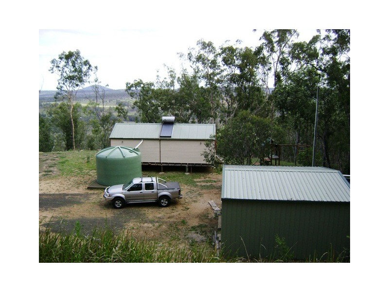 19 Crest Court, Esk QLD 4312