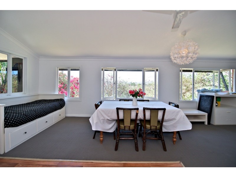 43 Glamorganvale Rd, Lowood QLD 4311