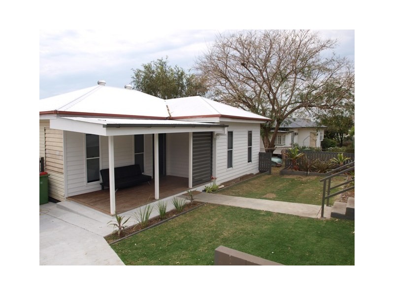 20 Blackstone Road, Newtown QLD 4305