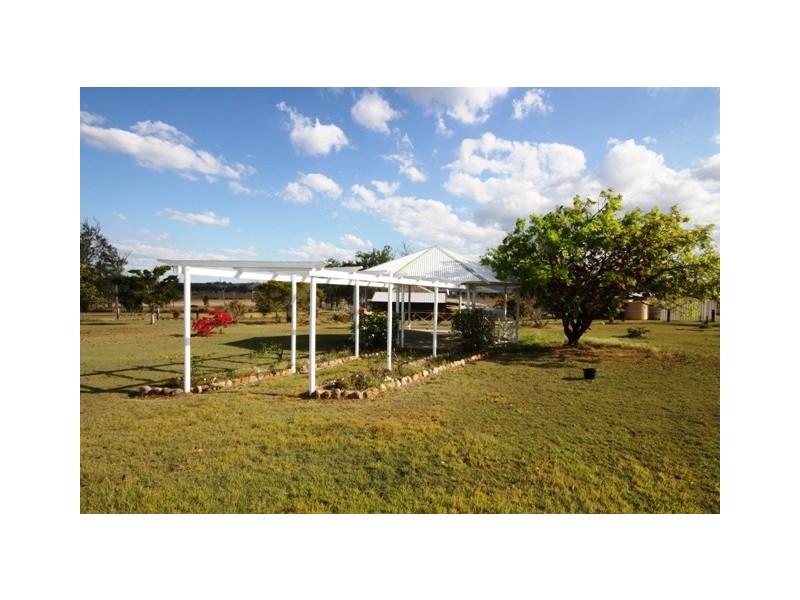 39 Deletraz Road, Wivenhoe Pocket QLD 4306