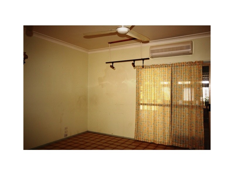 41 East St, Esk QLD 4312