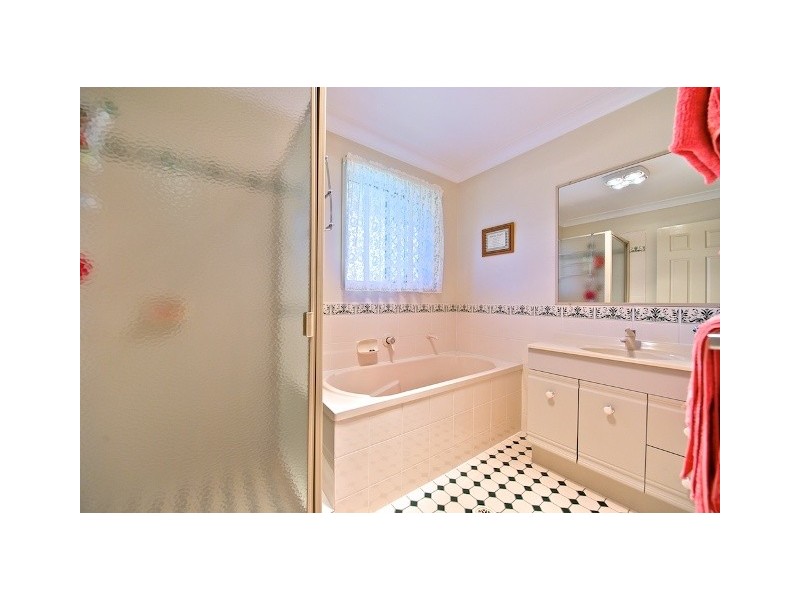 7 Ivy Place, Fernvale QLD 4306