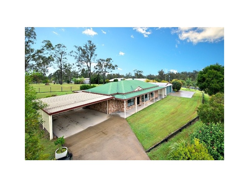 70 Bluegum Drive, Lowood QLD 4311