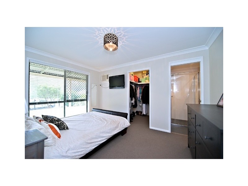70 Bluegum Drive, Lowood QLD 4311
