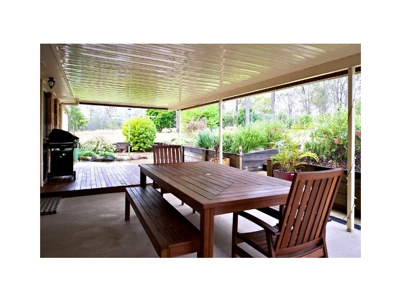 70 Bluegum Drive, Lowood QLD 4311