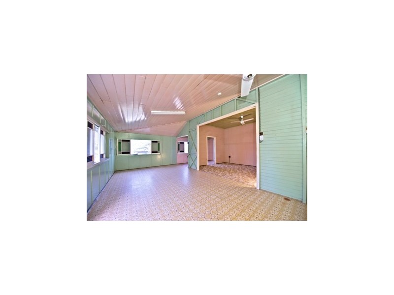 135 Edmond Street, Marburg QLD 4346