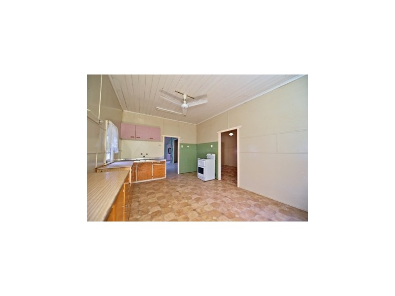 135 Edmond Street, Marburg QLD 4346