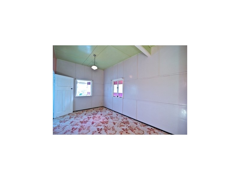 135 Edmond Street, Marburg QLD 4346