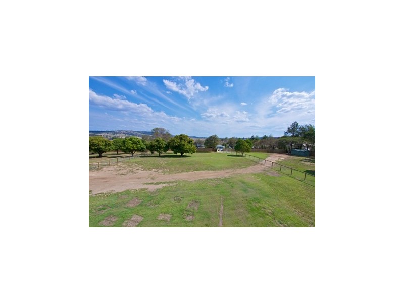 135 B Edmond Street, Marburg QLD 4346
