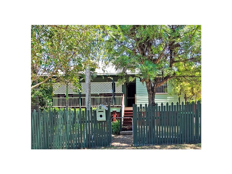 12 Cyprus Street, North Ipswich QLD 4305