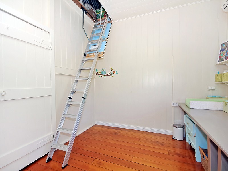 12 Cyprus Street, North Ipswich QLD 4305