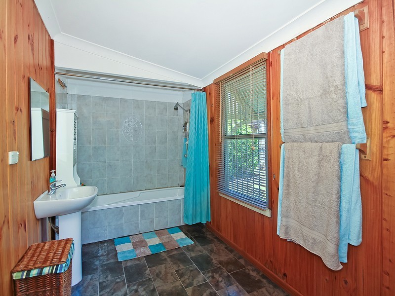 12 Cyprus Street, North Ipswich QLD 4305