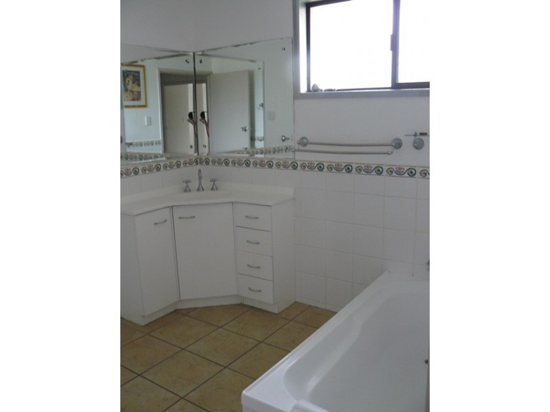 313 Mt Crosby Road, Chuwar QLD 4306